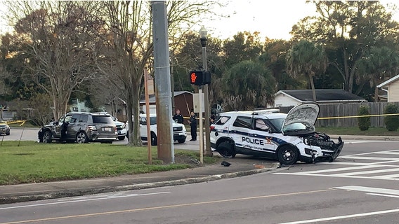 St. Petersburg police investigating crash involving police cruiser