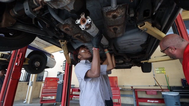 HCC program helps fill need for auto mechanics