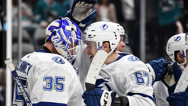Kucherov, Stamkos lead Lightning in 3-0 win over San Jose Sharks