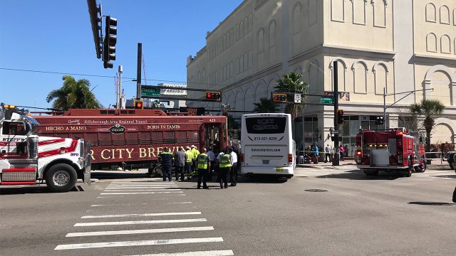 Streetcar, bus collide in downtown Tampa