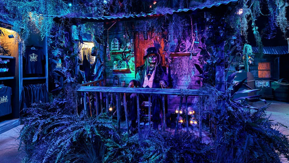 Mardi-Gras-Tribute-Store-interior.jpeg.jpg