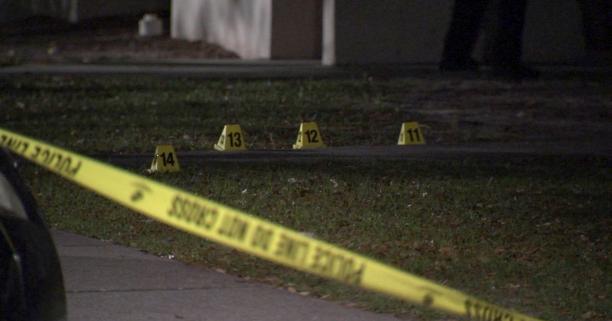 Police investigate deadly shooting at Tampa apartment | FOX 13 Tampa Bay