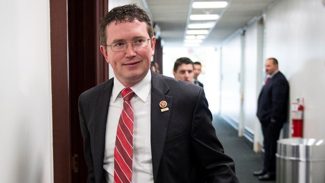 House plan on $2.2 trillion coronavirus relief bill hits last-minute snag