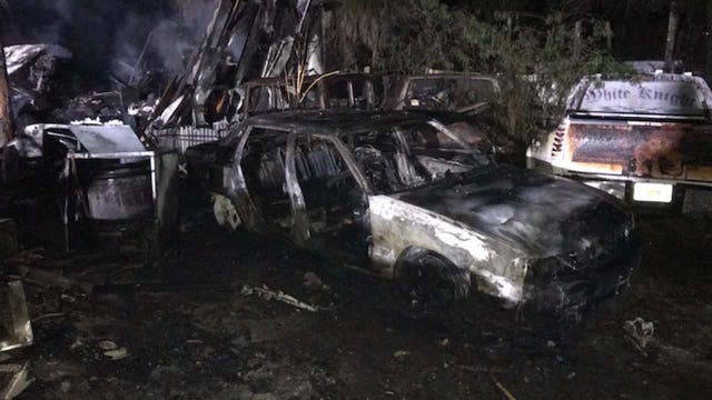 Man critically injured after fire destroys Spring Hill mobile home, five vehicles