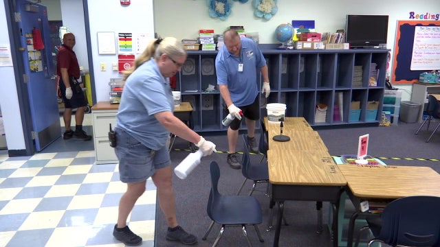 All Florida public schools to close for 2 weeks to limit coronavirus spread