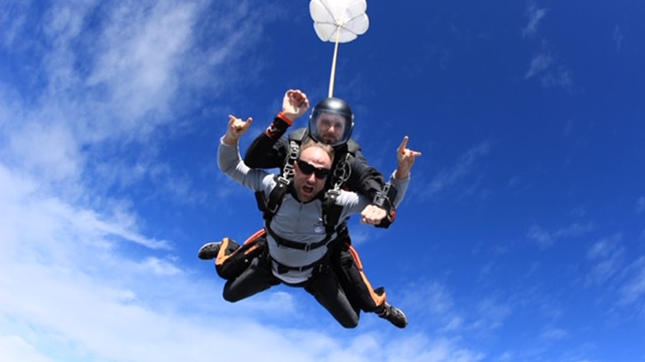 1c6cb6cb-leapdayproposal6.jpg