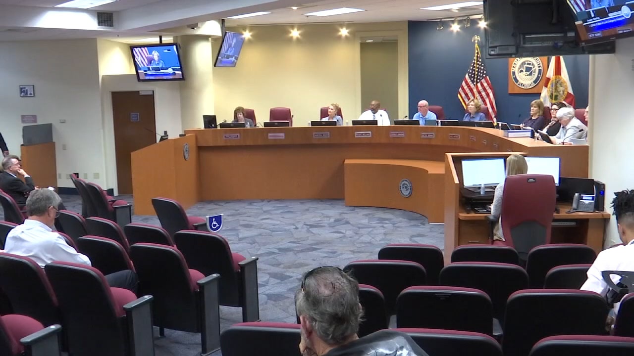 Manatee County commissioners vote to enact nightly curfew