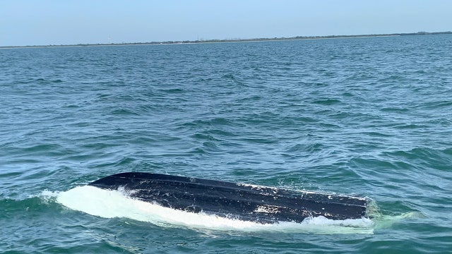 4 boaters rescued after boat overturns near Skyway