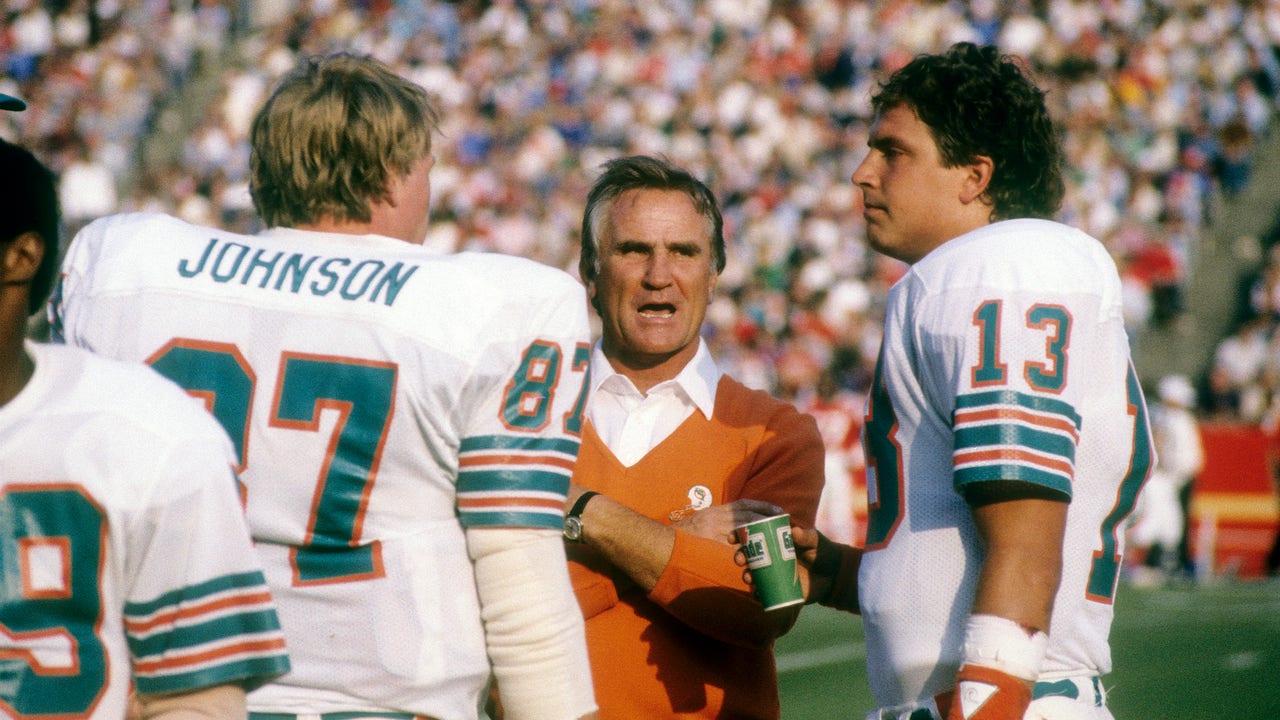 Don Shula, legendary former head coach of Miami Dolphins, dies at 90