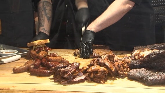 The doctor is in: Dr. BBQ in downtown St. Petersburg reopens its doors