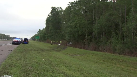 Driver dies following I-75 crash in Wesley Chapel, troopers say