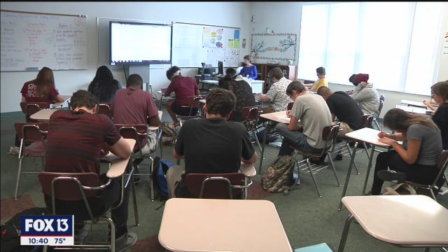 Teachers union works with committee on guidelines for bringing kids back to class