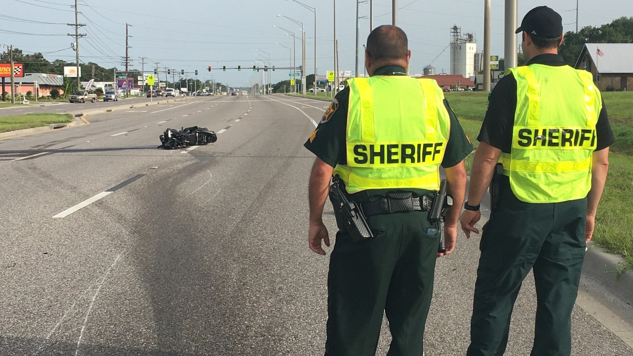 Lakeland man killed in Sunday morning motorcycle crash