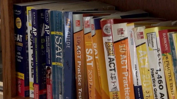 Gov. DeSantis extends deadline for students to qualify for Bright Futures