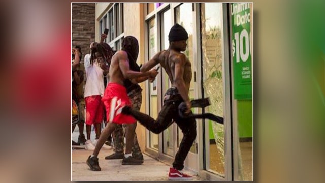 Tampa police asking for help identifying Cricket Wireless, CVS burglary suspects