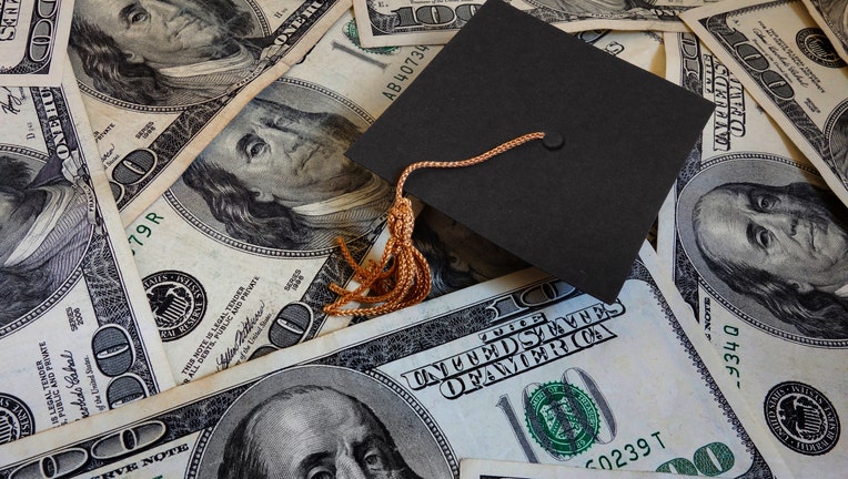 Credible-student-loan-tax-iStock-652288316.jpg