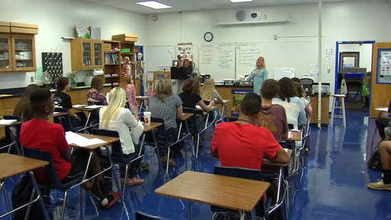 Manatee County school leaders set to discuss reopening in the fall