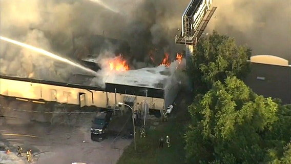 Large fire damages Pasco County gentleman's club