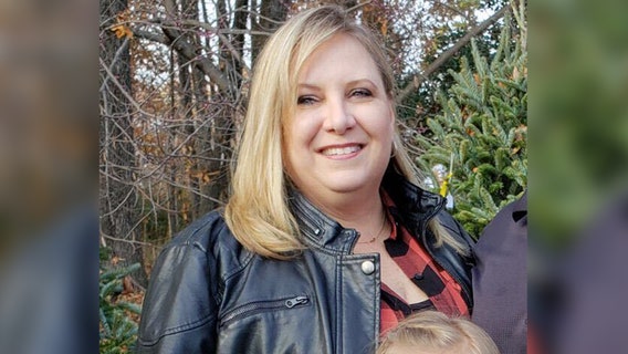 Pasco County middle school teacher dies after battle with COVID-19