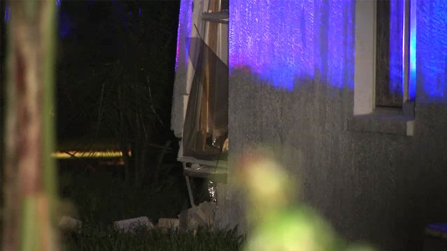 21-year-old driver seriously injured after crashing into Lutz home, troopers say