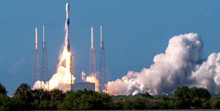 SpaceX breaks space shuttle's record for rocket turnaround time