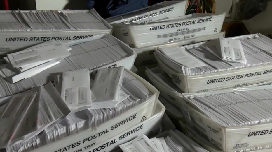 St. Petersburg postal clerk accused of running elaborate mail fraud ...