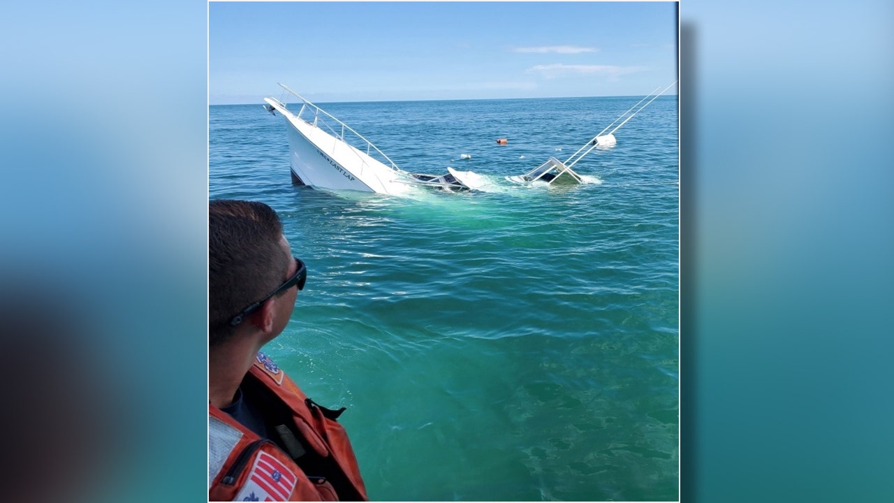 Coast Guard rescues 2 boaters off Anna Maria Island