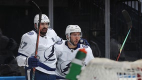 Lightning beat Bruins 3-2; now 2-0 in seeding round