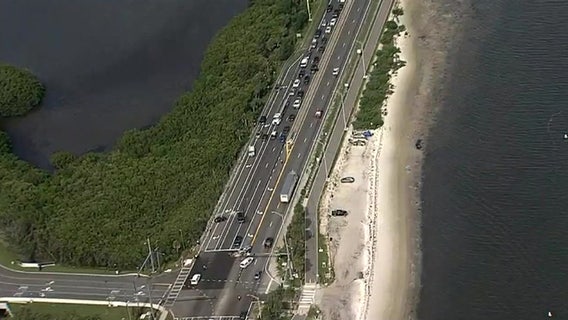 2 hospitalized following crash on Courtney Campbell Causeway