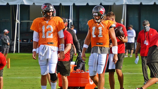 Blaine Gabbert's latest role: Backing up Brady