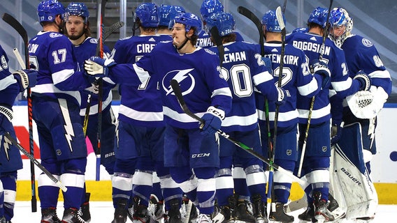 Lightning romp to 8-2 win over Isles to open East finals