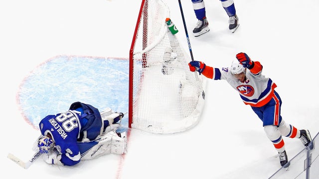 Isles stay alive: Eberle seals 2OT win over Lightning