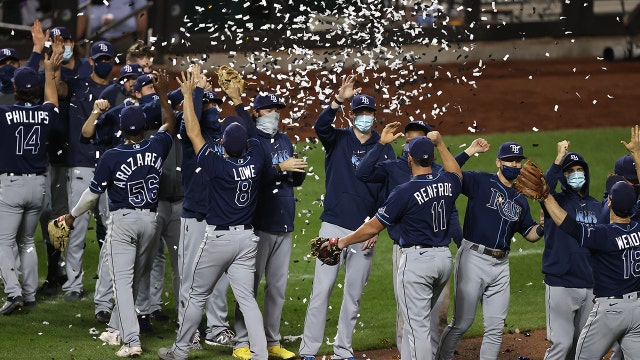 Rays beat Mets, clinch 1st AL East title in 10 years