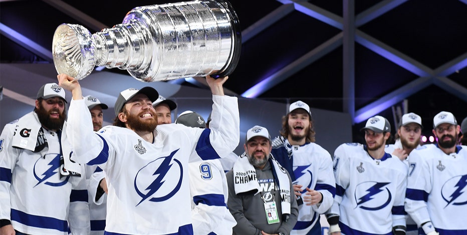 Lightning strike: Tampa Bay hockey is the 2020 antidote fans needed