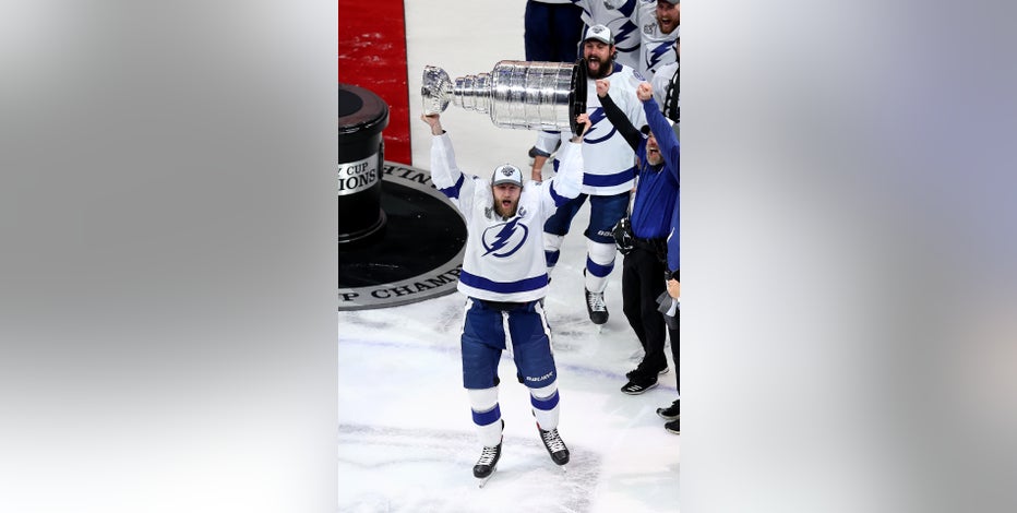 Lightning take Stanley Cup with 2-0 Game 6 win over Dallas Stars