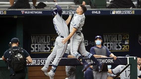 Lowe homers twice, Rays hold off Dodgers 6-4 to even Series