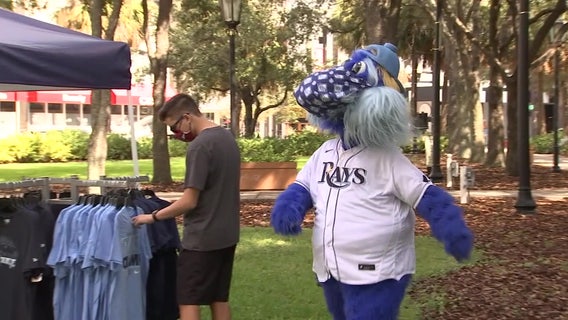 Rays fans line up for ALCS gear