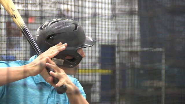 The science behind hitting a 95 mile-per-hour fastball, explained by experts