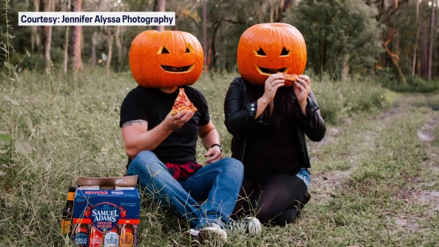 Festive photoshoot brings needed laughs and smiles during pandemic