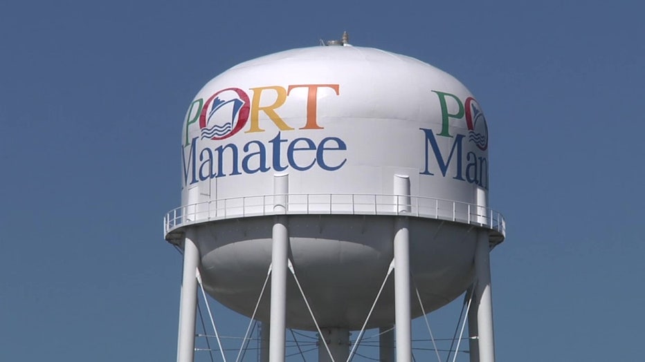 Port Manatee water tower