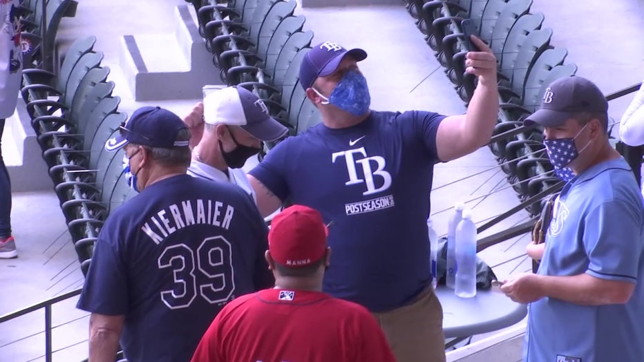 Rays fan taking selfie