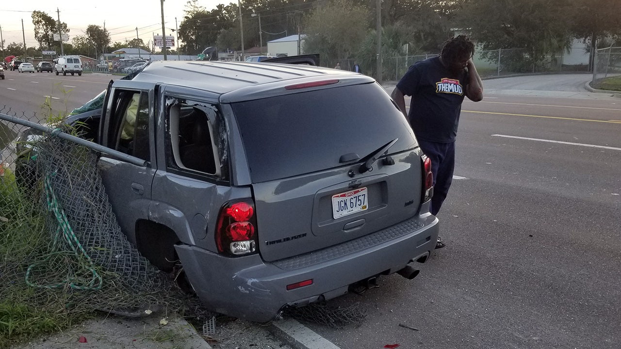 Photos Show Aftermath Of Hit-and-run Crash Along U.S. 41 | FOX 13 Tampa Bay