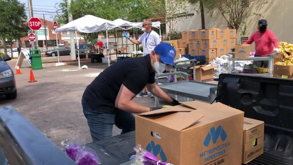 Metropolitan Ministries scrambling to meet holiday need