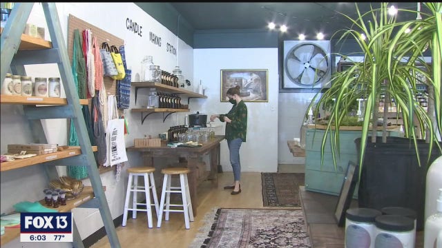 Local leaders urge customers to shop local this holiday season