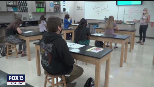 Virtual learning will remain an option for second semester, DeSantis confirms