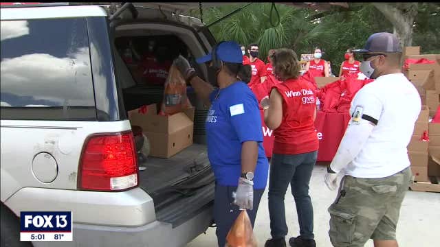 1 million people in Tampa Bay area need help finding food this holiday