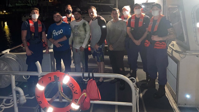 Coast Guard rescues 4 clinging to overturned boat near Sunshine Skyway