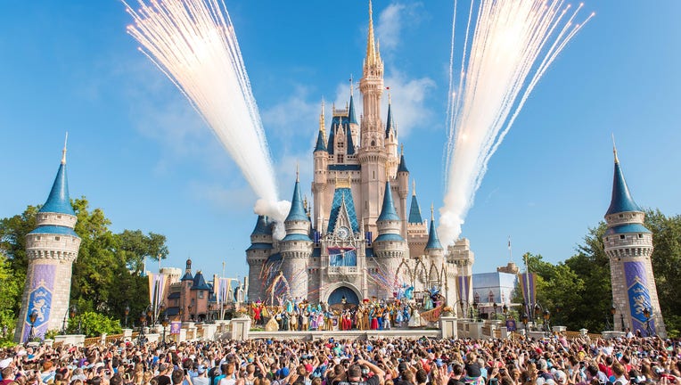 cc0c73d6-Walt Disney World Resort Celebrates 45th Anniversary to Colorful Fanfare