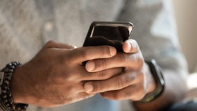 'Sprawling' cyberattack leads FBI to warn against sending texts