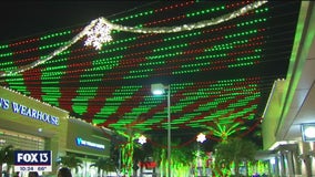 'It almost felt like being at Disney:' Sarasota mall reimagines holiday light shows